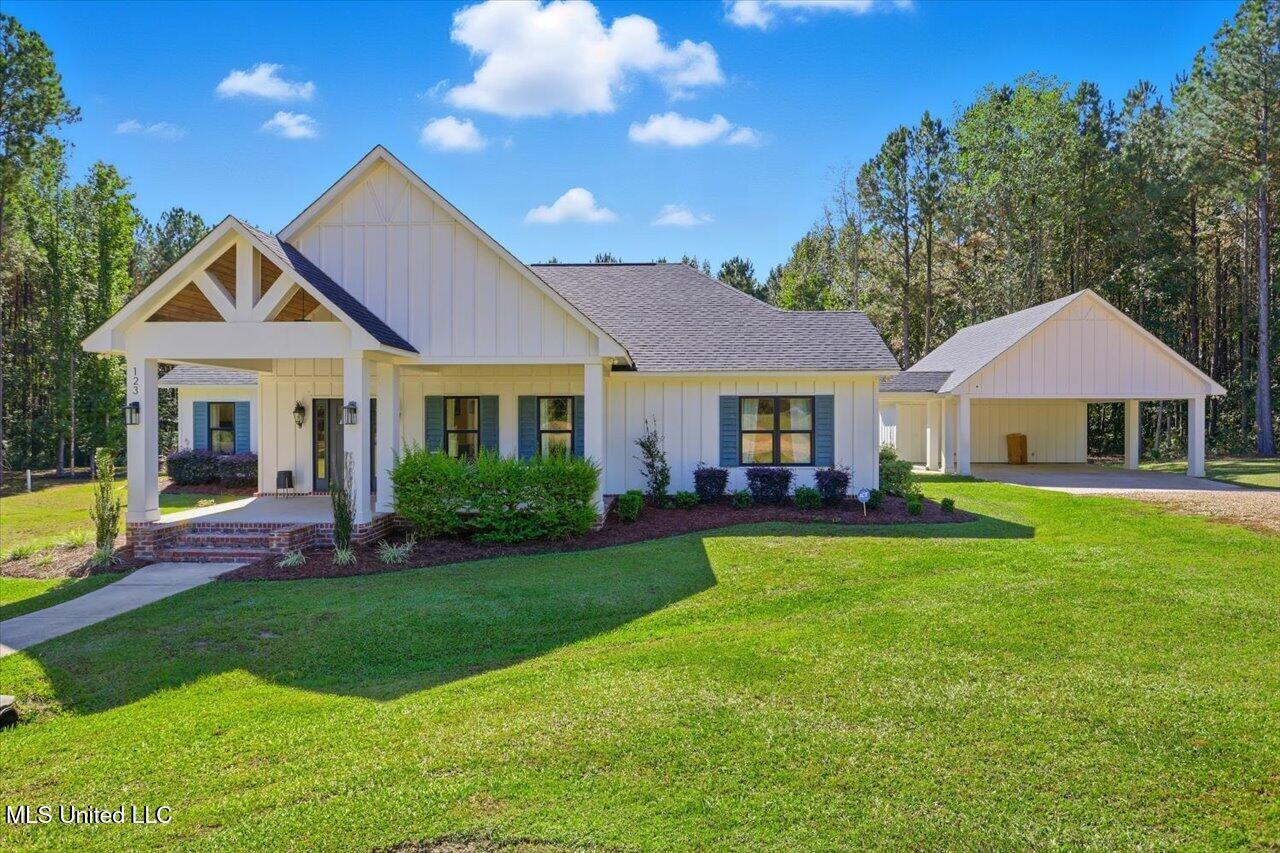 01-123 L & B Way _ Home Tours MS