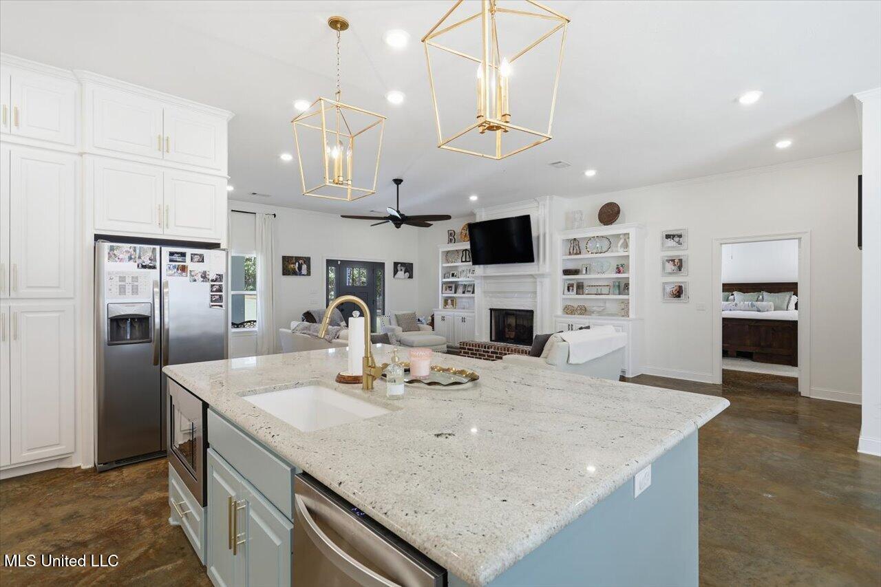 123 L & B Way Mendenhall, MS 39114 - Photo 14 of 73 14-123 L & B Way _ Home Tours MS