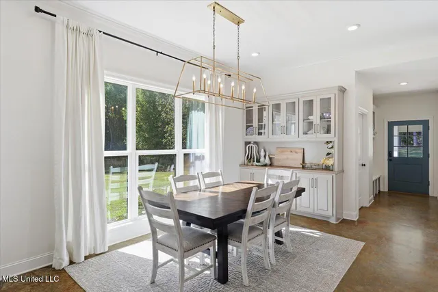 $484,900 | 123 L & B Way, Mendenhall, MS 39114