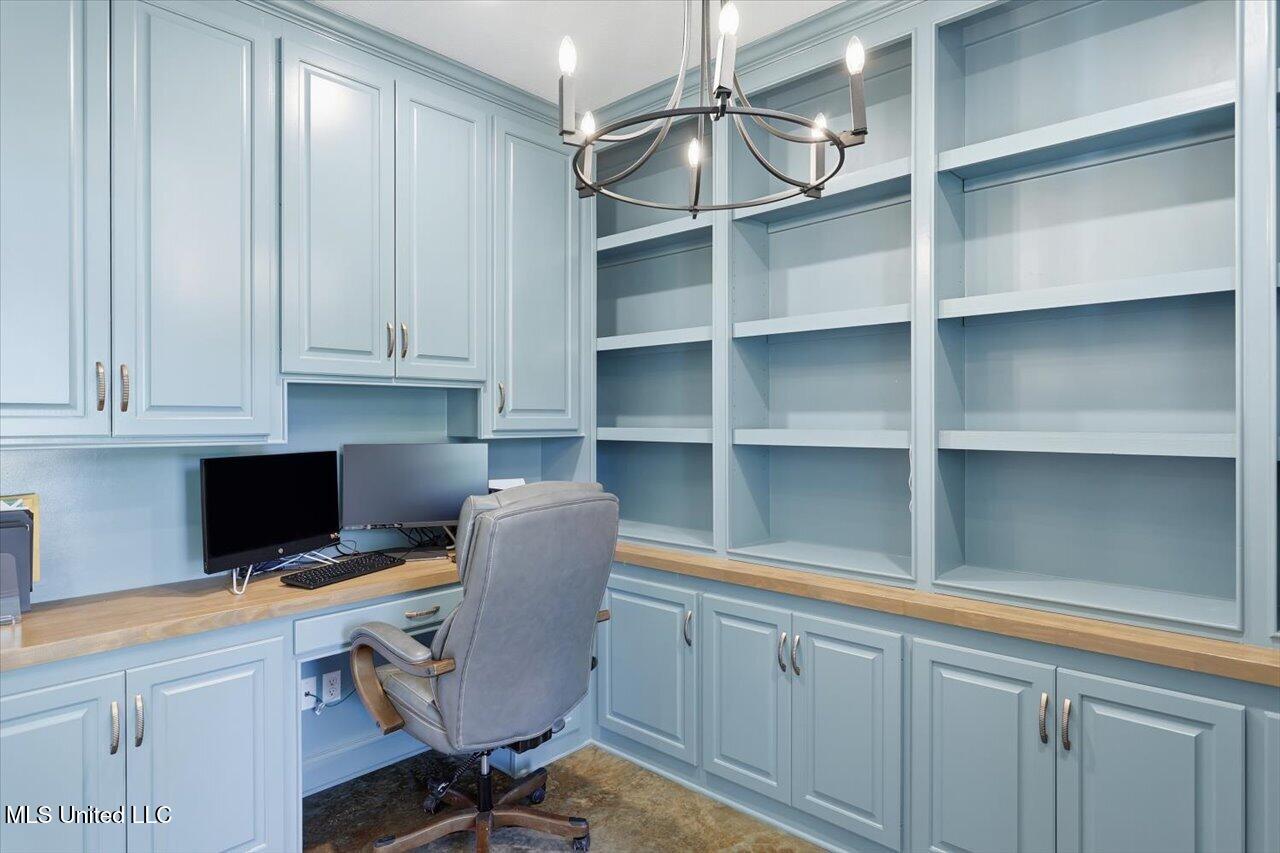 123 L & B Way Mendenhall, MS 39114 - Photo 21 of 73 21-123 L & B Way _ Home Tours MS