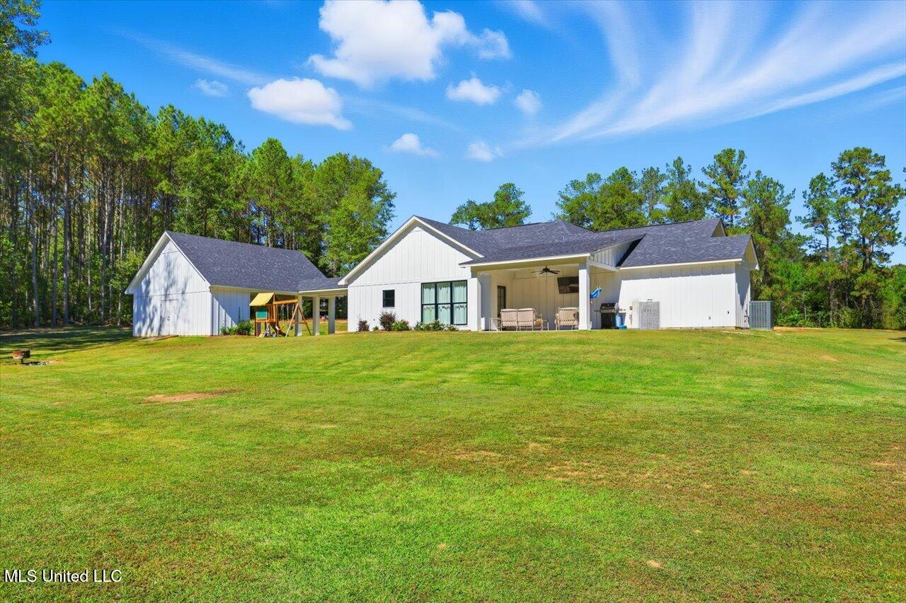 123 L & B Way Mendenhall, MS 39114 - Photo 35 of 73 35-123 L & B Way _ Home Tours MS