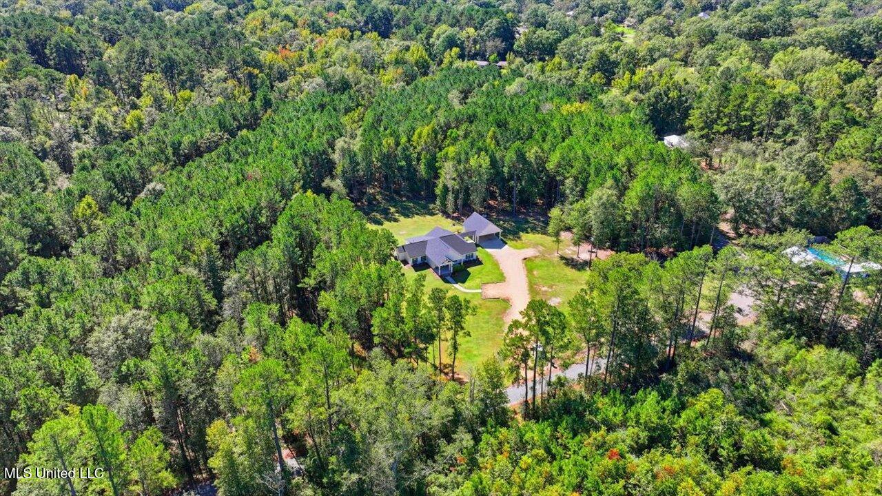 123 L & B Way Mendenhall, MS 39114 - Photo 55 of 73 55-123 L & B Way _ Home Tours MS