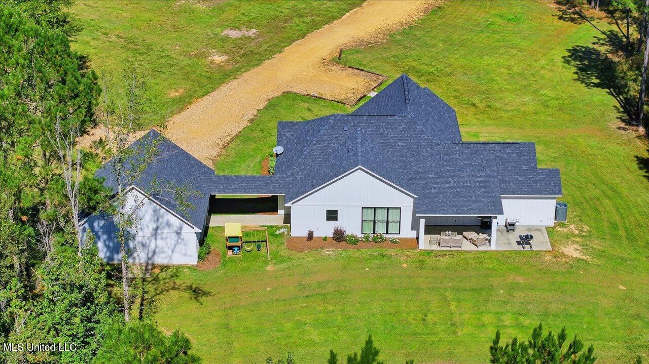 123 L & B Way Mendenhall, MS 39114 - Photo 68 of 73 70-123 L & B Way _ Home Tours MS