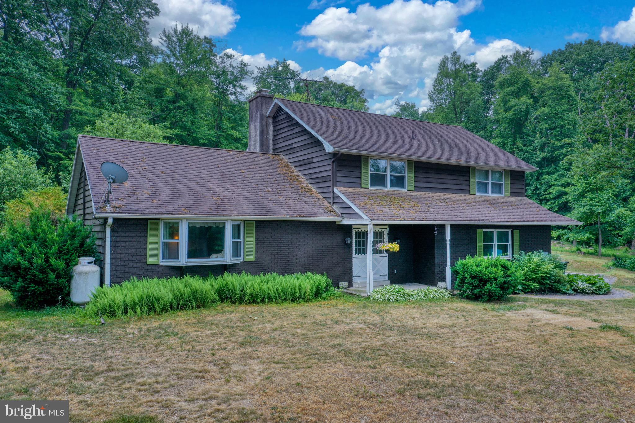 390 South Twin Valley Road Elverson, PA 19520 - Photo 4 of 45