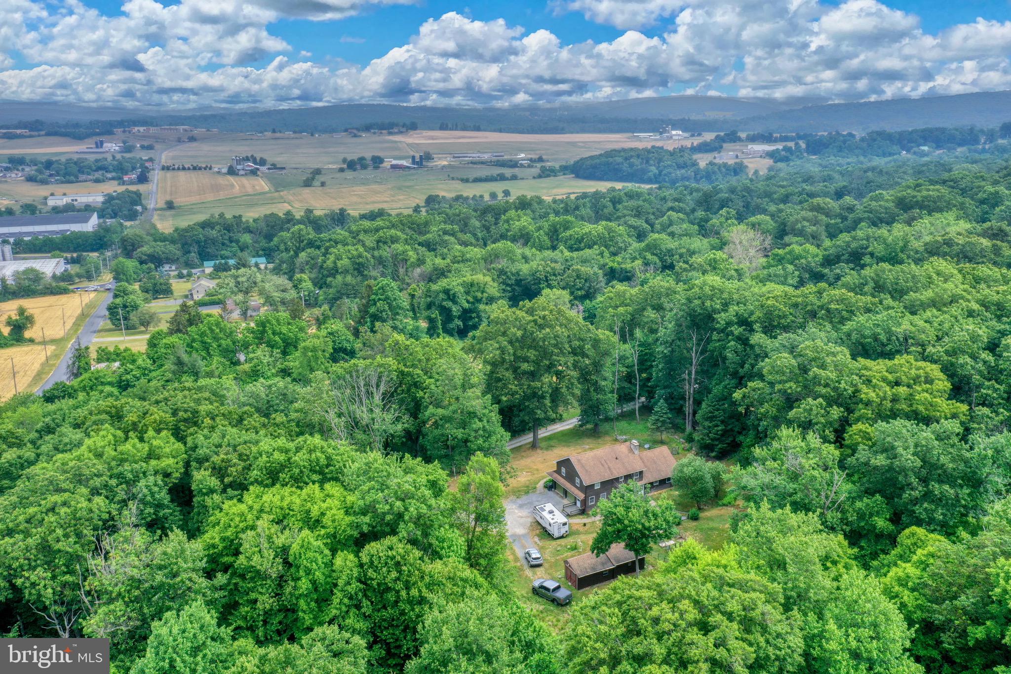 390 South Twin Valley Road Elverson, PA 19520 - Photo 5 of 45