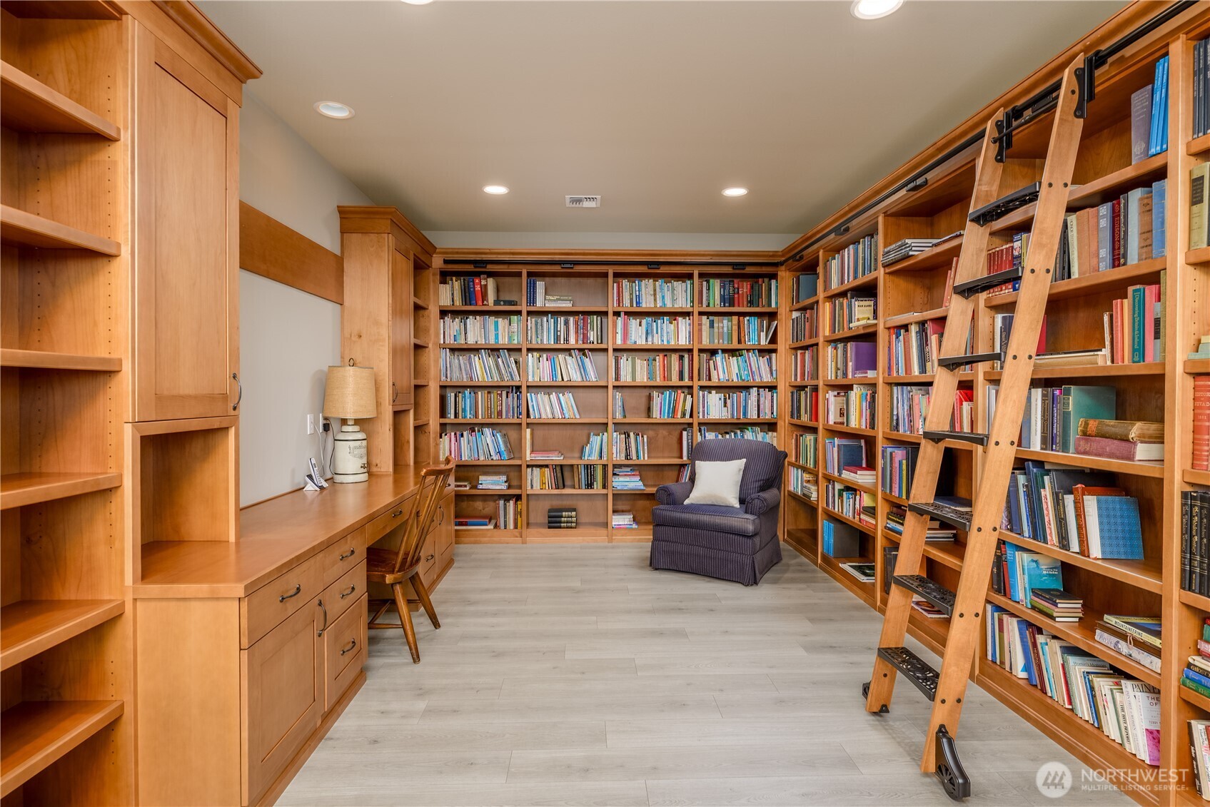 621 Jones Farm Road Sequim, WA 98382 - Photo 22 of 40 a view of livingroom with furniture and book shelf