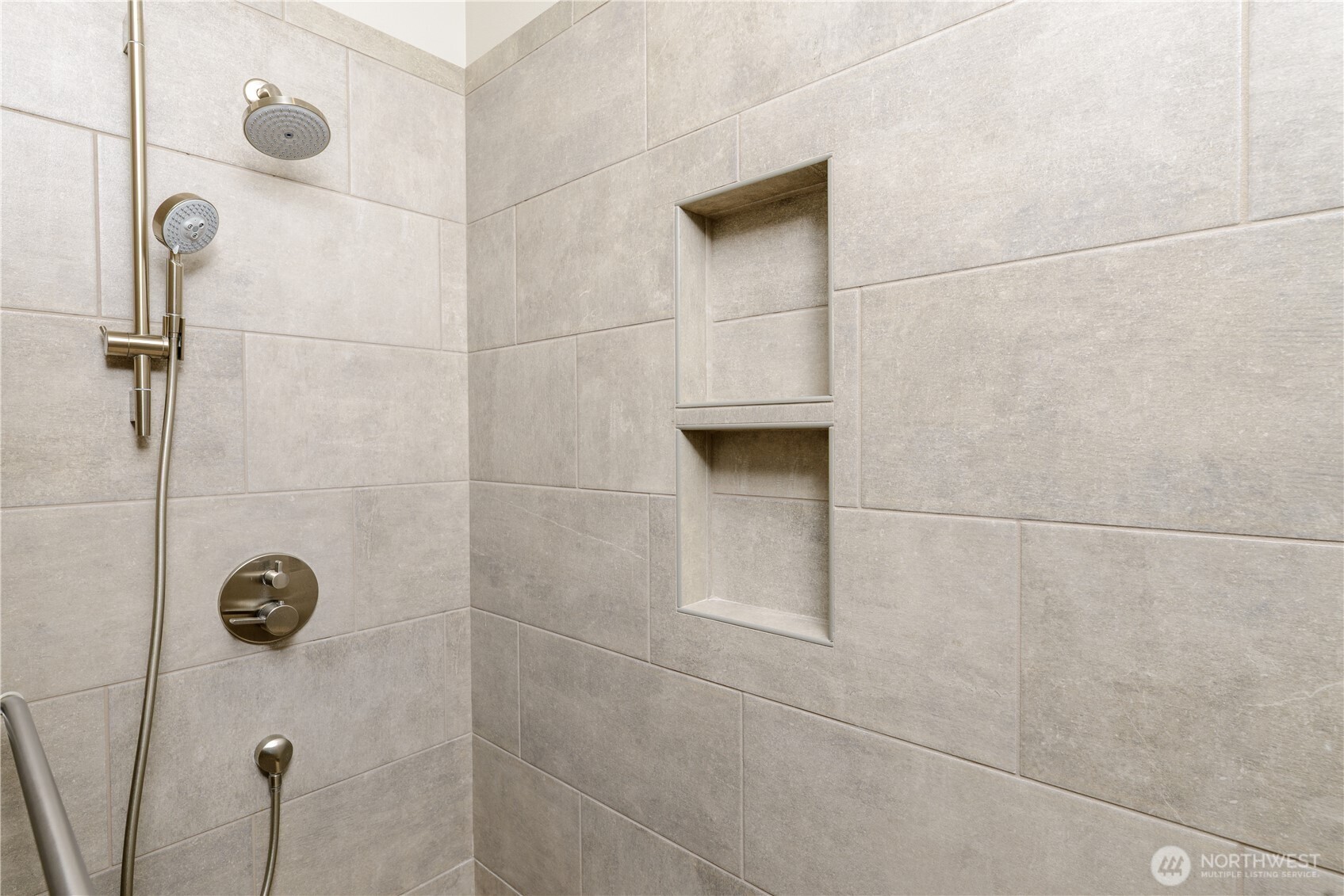 621 Jones Farm Road Sequim, WA 98382 - Photo 29 of 40 a bathroom with a shower