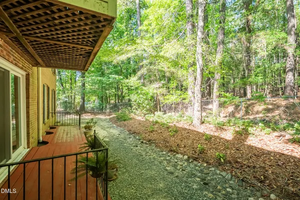 $330,000 | 1515 East Franklin Street, Unit 13, Chapel Hill, NC 27514