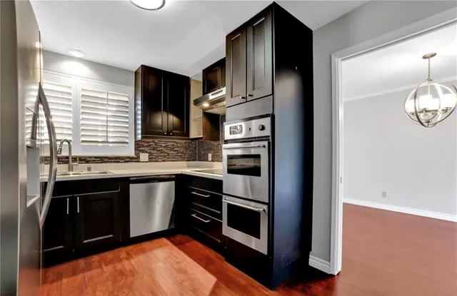 $3,400 | 1635 East Ocean Boulevard, Unit 4F, Long Beach, CA 90802