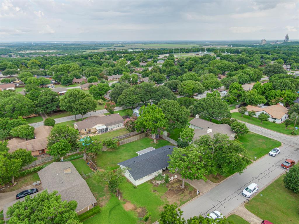 1425 Ridgecrest Drive Midlothian, TX 76065 - Photo 28 of 33