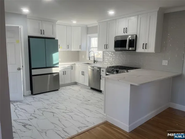 $4,950 | 86 Howland Avenue, Teaneck, NJ 07666