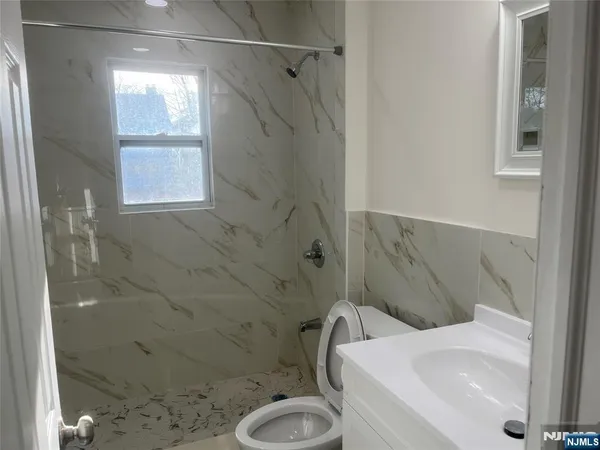 $4,950 | 86 Howland Avenue, Teaneck, NJ 07666