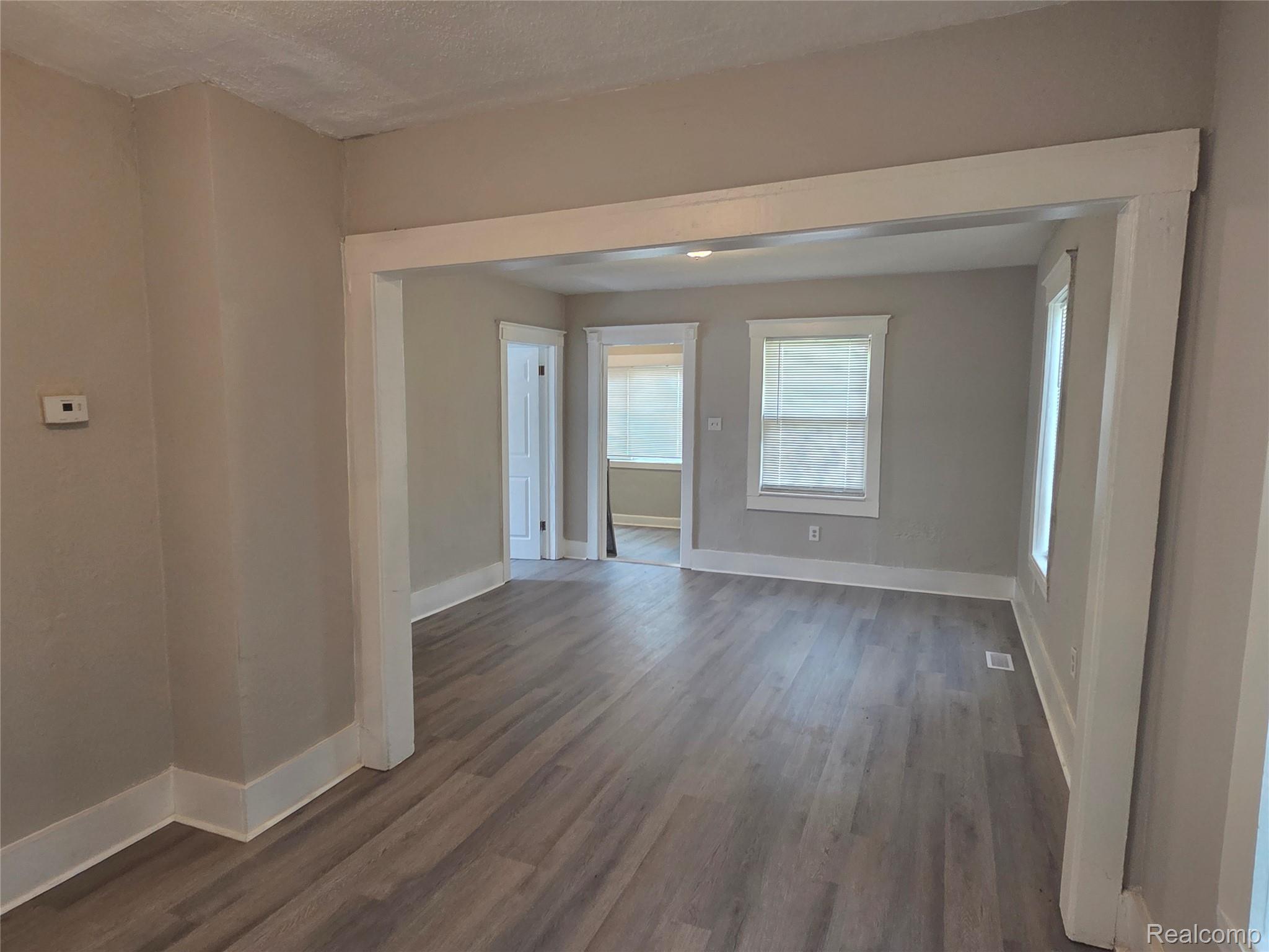 7210 Rivard Avenue Warren, MI 48091 - Photo 12 of 19 20260519_151252.jpg