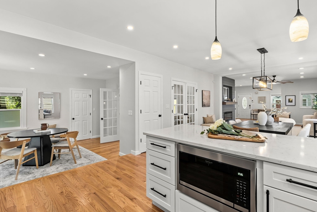 156 Locust Street Winthrop, MA 02152 - Photo 15 of 40