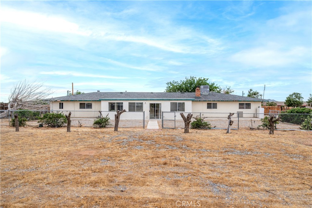 13755 Mohawk Road Apple Valley, CA 92307 - Photo 52 of 66