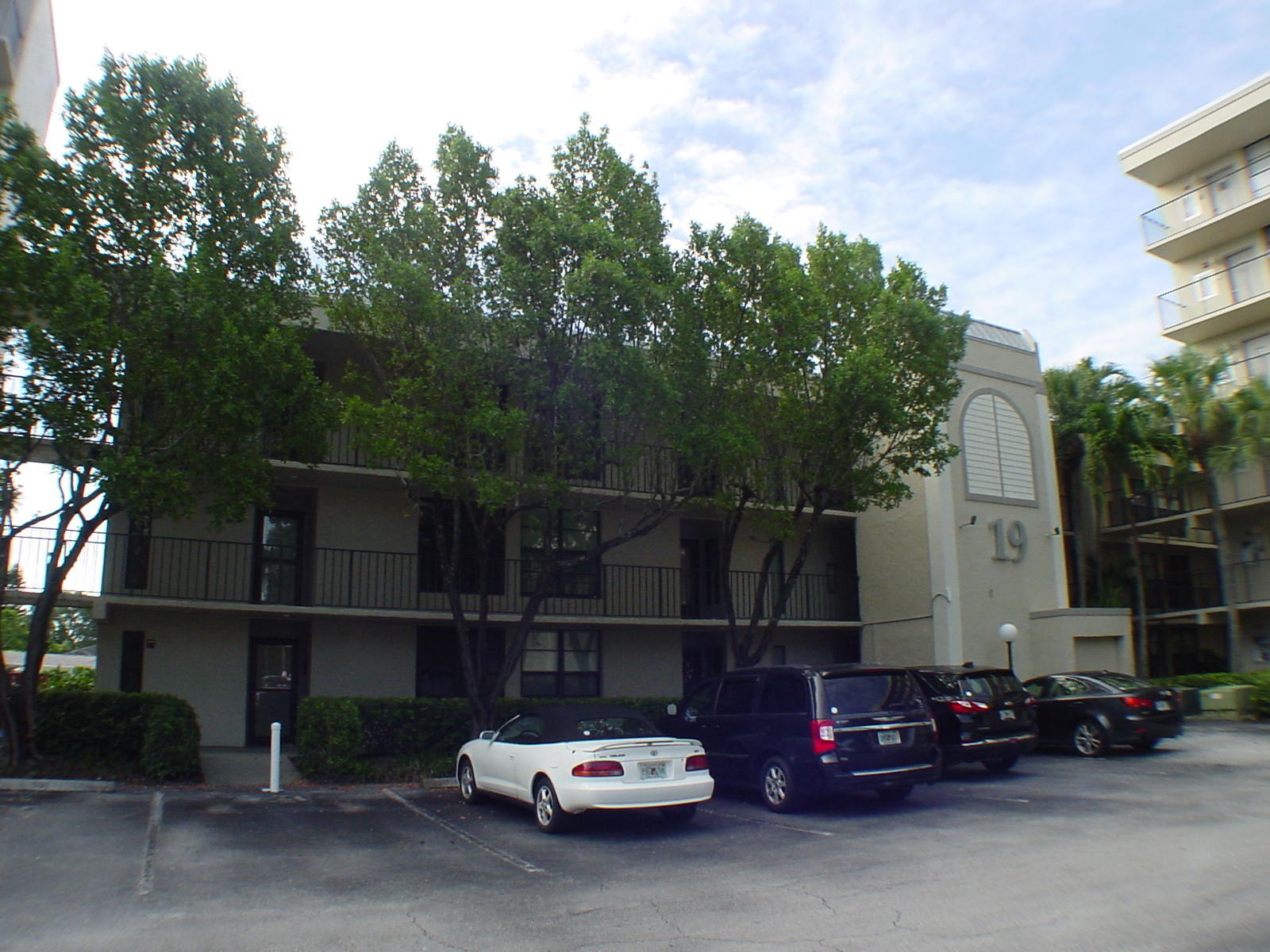 19 Royal Palm Way, Unit 205 Boca Raton, FL 33432 - Photo 35 of 41 DSC00259