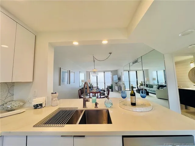 $3,800 | 4200 North Hwy A1A, Unit 1111, Fort Pierce, FL 34949