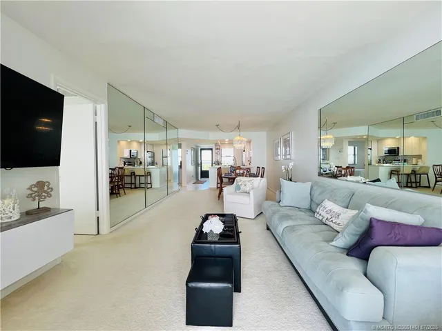 $3,800 | 4200 North Hwy A1A, Unit 1111, Fort Pierce, FL 34949