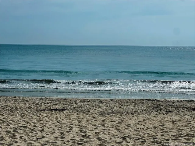 $3,800 | 4200 North Hwy A1A, Unit 1111, Fort Pierce, FL 34949