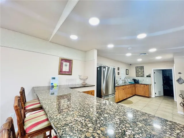 $3,800 | 4200 North Hwy A1A, Unit 1111, Fort Pierce, FL 34949