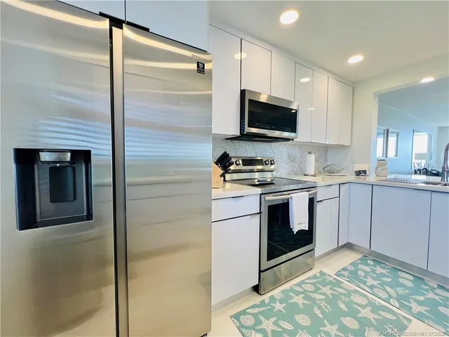 $3,800 | 4200 North Hwy A1A, Unit 1111, Fort Pierce, FL 34949