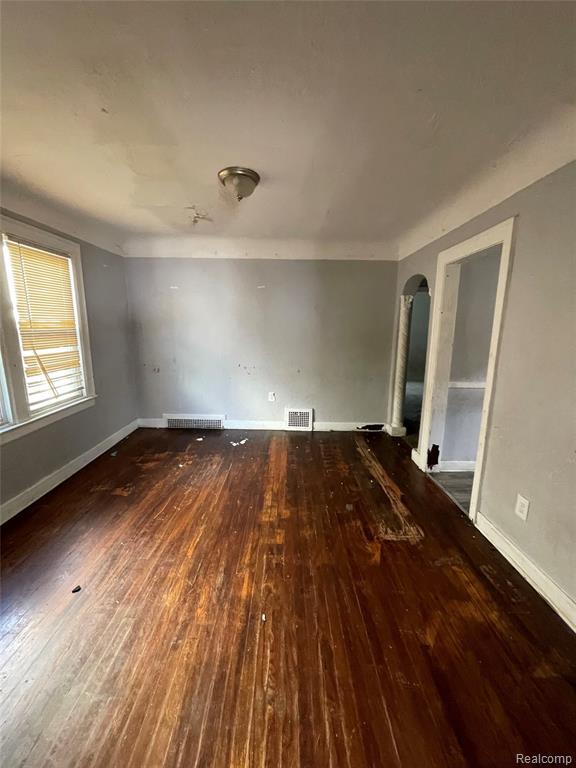 15730 Ohio Street Detroit, MI 48238 - Photo 15 of 31 GetMedia-14