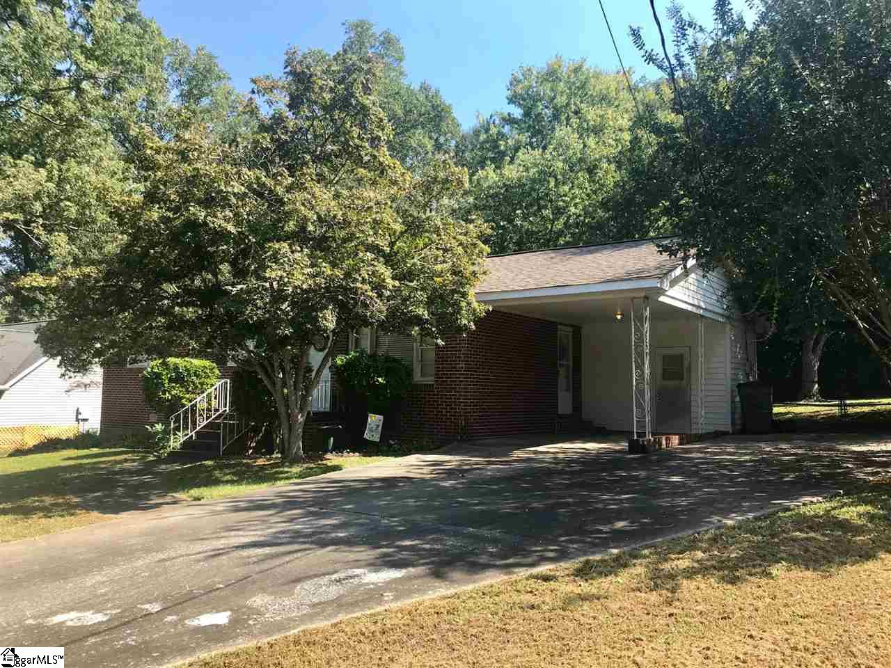 202 Kendrick Street Greer, SC 29651 - Photo 3 of 16 Gallery Image 3