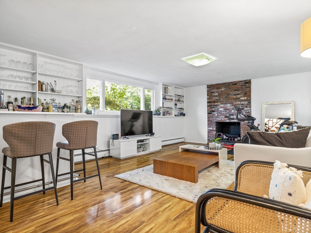 6 Nelson Drive Brookline, MA 02467 - Photo 3 of 31