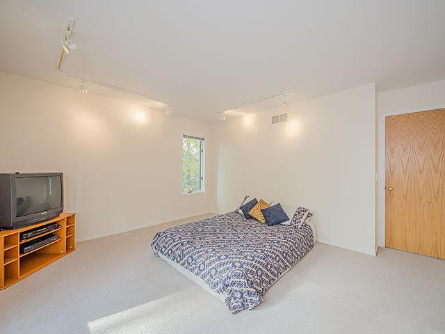 528 Green Road Ann Arbor, MI 48105 - Photo 33 of 40 Photo 33