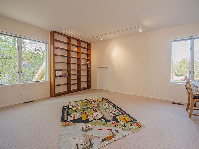 528 Green Road Ann Arbor, MI 48105 - Photo 34 of 40 Photo 34