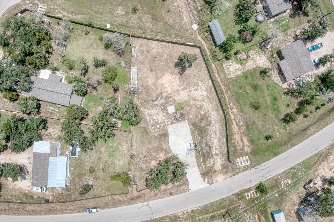 133 Wisteria Way Elgin, TX 78621 - Photo 11 of 18 a view of a window