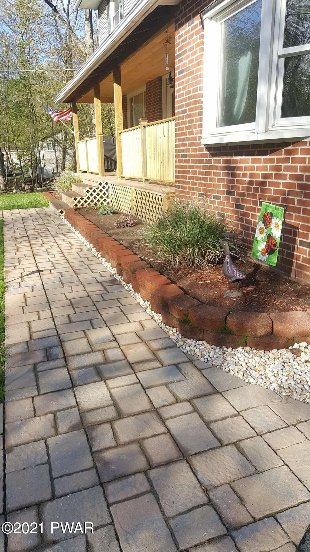 320 Gold Key Road Milford, PA 18337 - Photo 3 of 27 Front Walkway