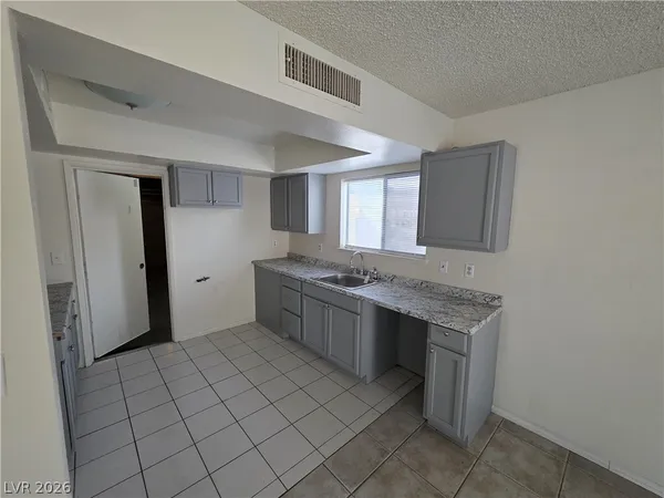 $1,775 | 7235 Wichita Court, Las Vegas, NV 89119