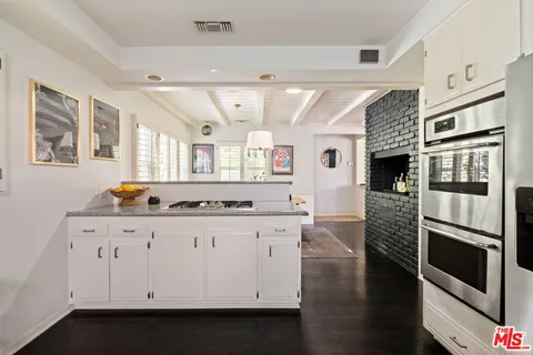 $1,385,000 | 2855 Effie Street, Los Angeles, CA 90026