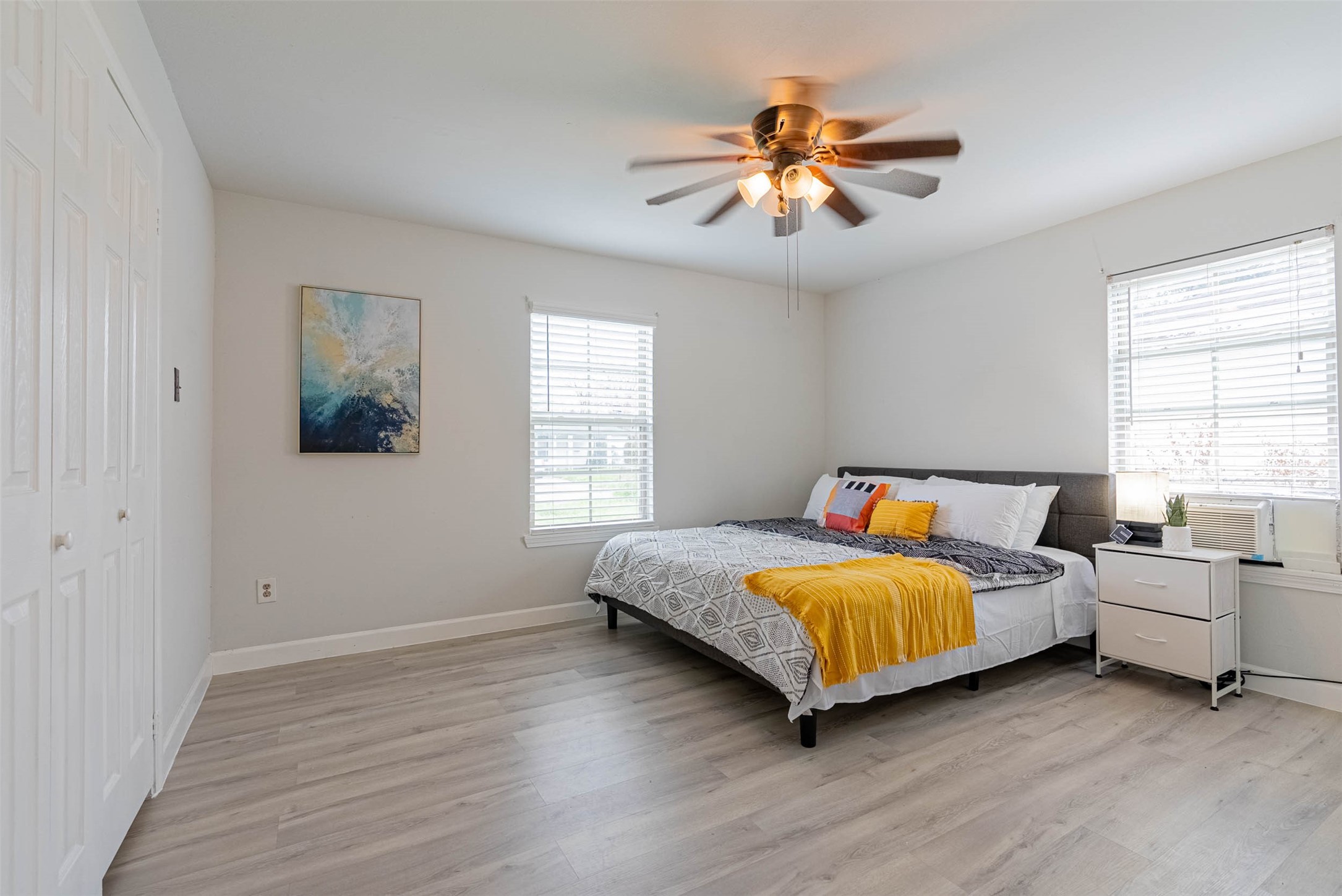 3910 Luca Street Houston, TX 77021 - Photo 18 of 29 a bedroom with a bed and window