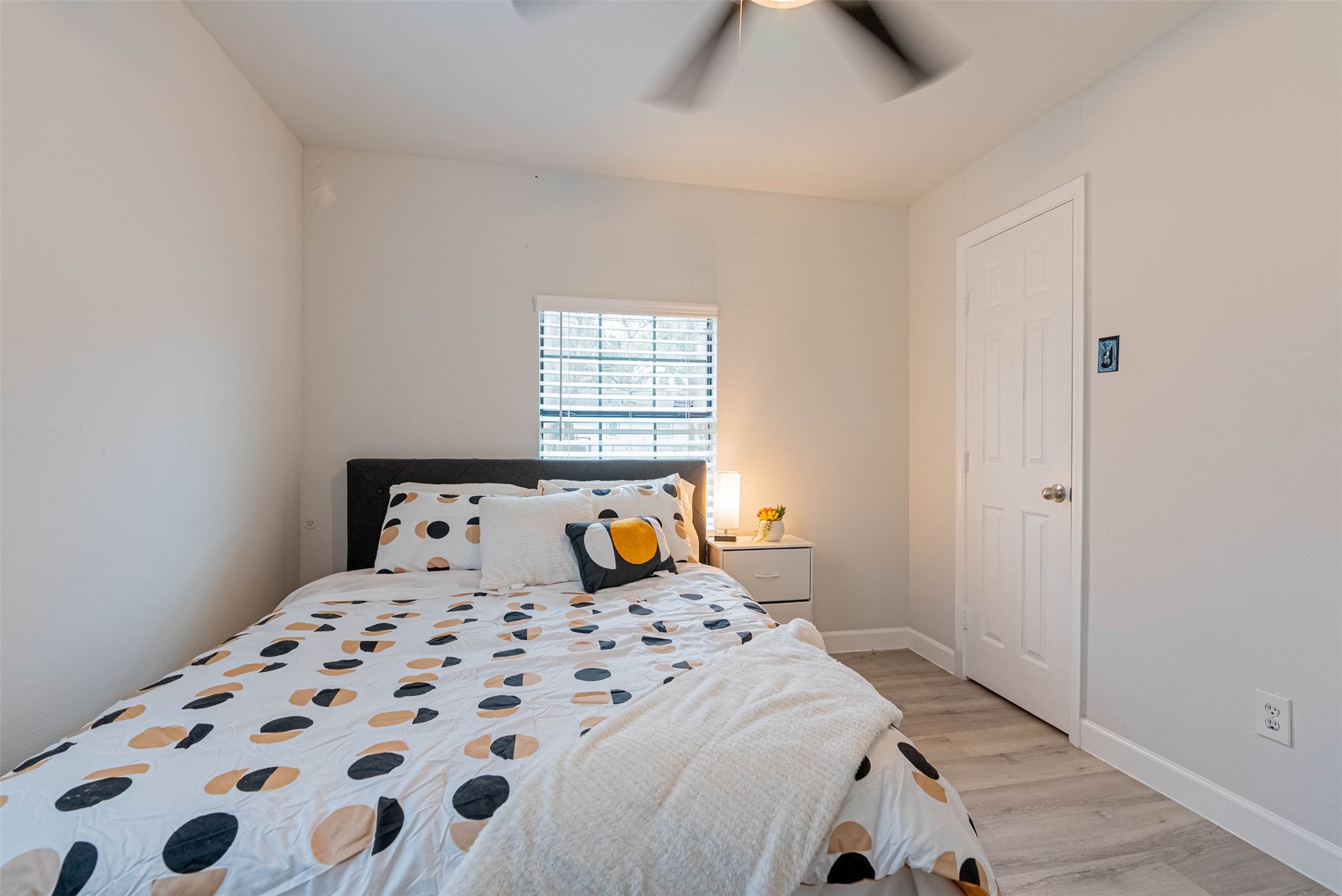 3910 Luca Street Houston, TX 77021 - Photo 22 of 29 a bedroom with a bed and a window