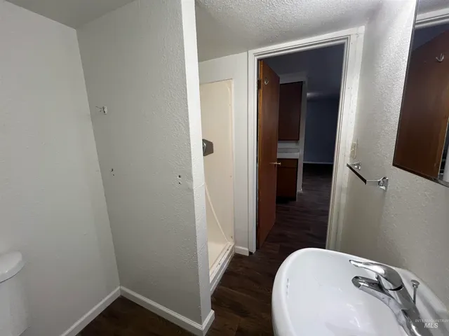 $895 | 151 Northwest 8th Street, Ontario, OR 97914