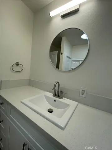 $1,950 | 10812 California, Lynwood, CA 90262