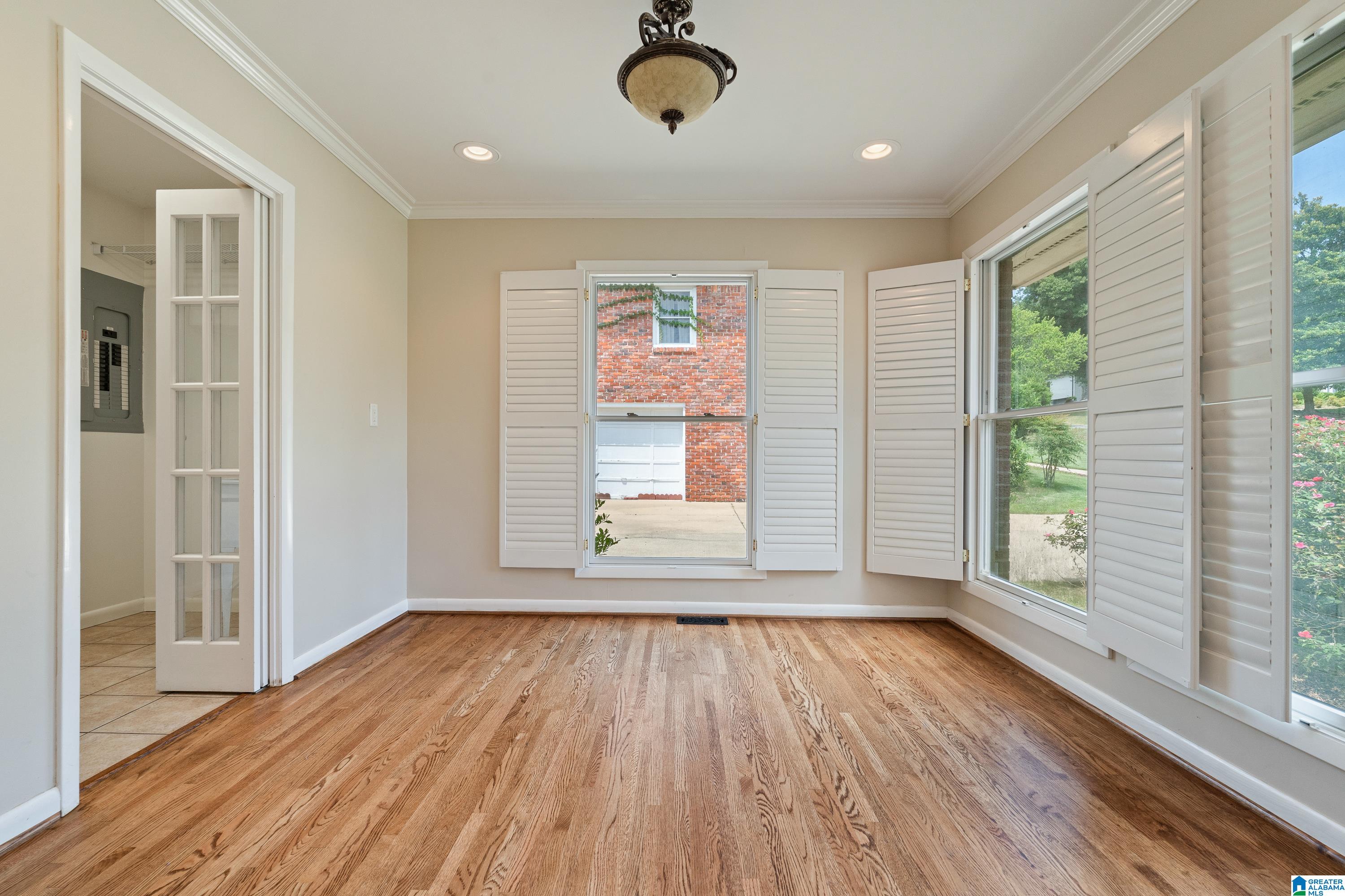 1833 Cedarwood Road Birmingham, AL 35216 - Photo 8 of 31