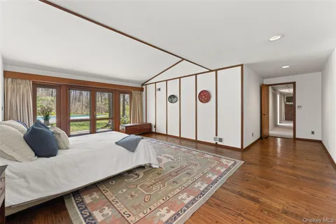 $3,295,000 | 98 Cushman Road, Scarsdale, NY 10583