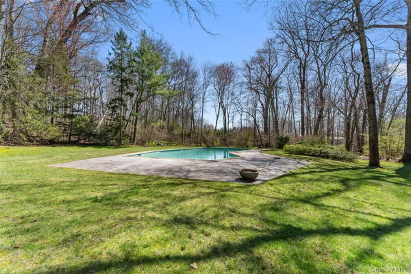 $3,295,000 | 98 Cushman Road, Scarsdale, NY 10583
