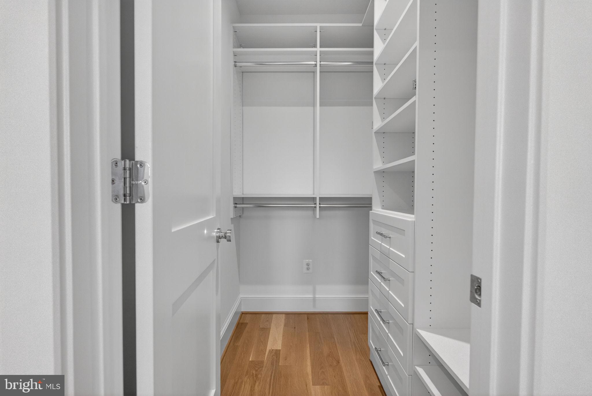 22 West Spring Street Alexandria, VA 22301 - Photo 15 of 54