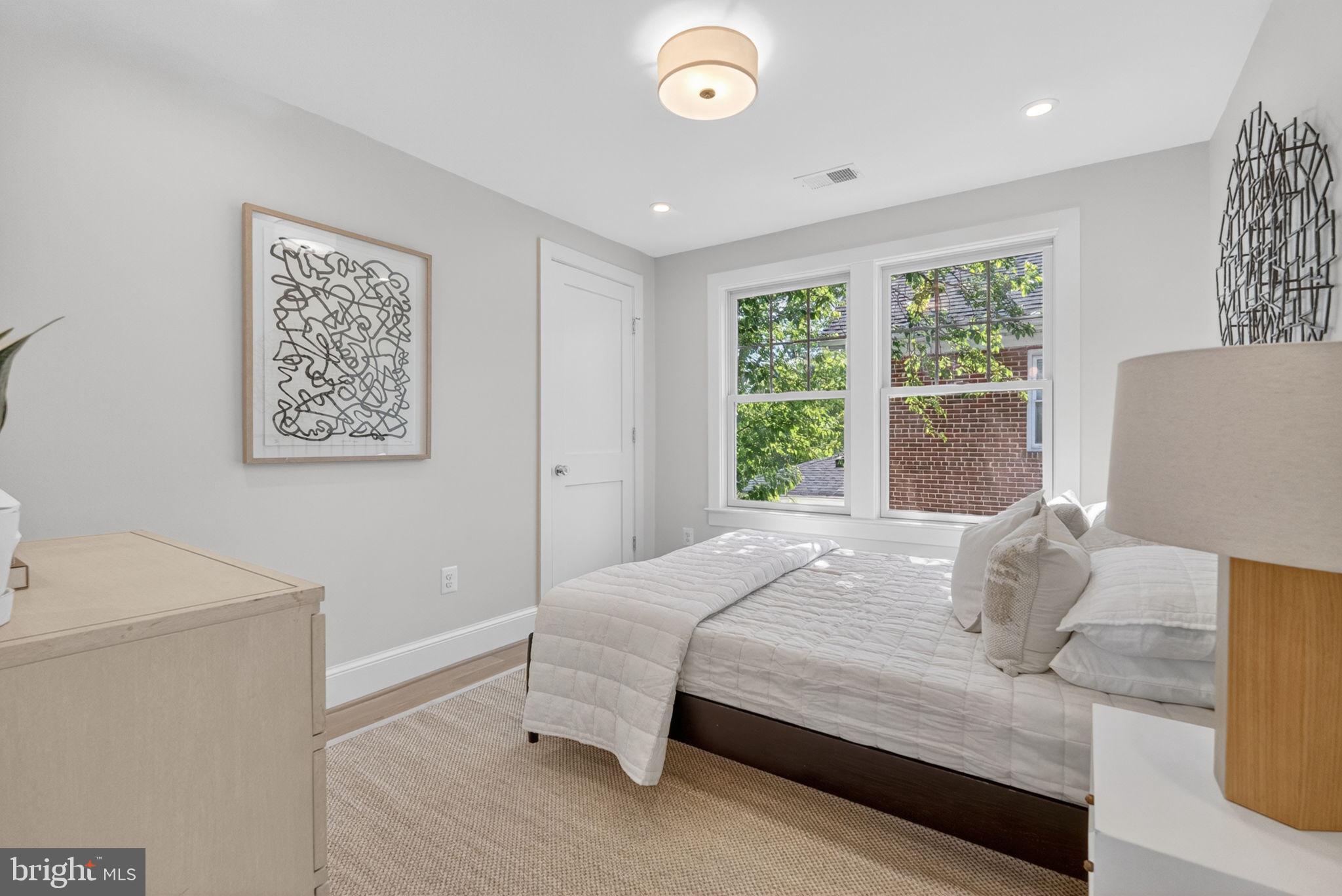 22 West Spring Street Alexandria, VA 22301 - Photo 17 of 54