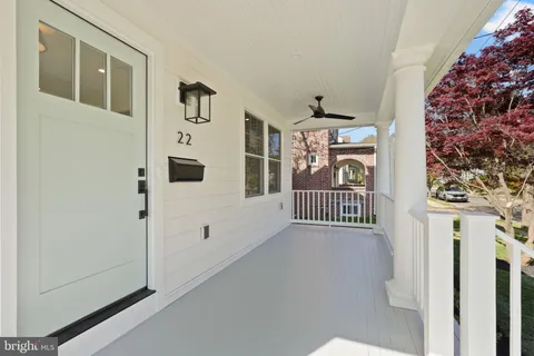 $2,195,000 | 22 West Spring Street, Alexandria, VA 22301