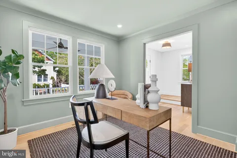 $2,195,000 | 22 West Spring Street, Alexandria, VA 22301