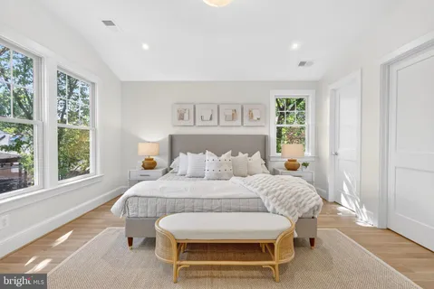 $2,195,000 | 22 West Spring Street, Alexandria, VA 22301