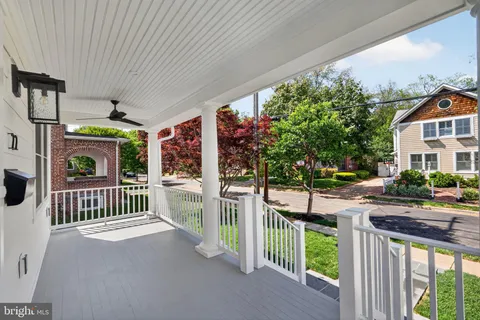 $2,195,000 | 22 West Spring Street, Alexandria, VA 22301