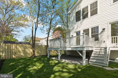 $2,195,000 | 22 West Spring Street, Alexandria, VA 22301