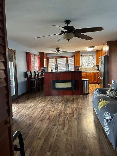 347 Powderhorn Lane Port Lavaca, TX 77979 - Photo 3 of 34