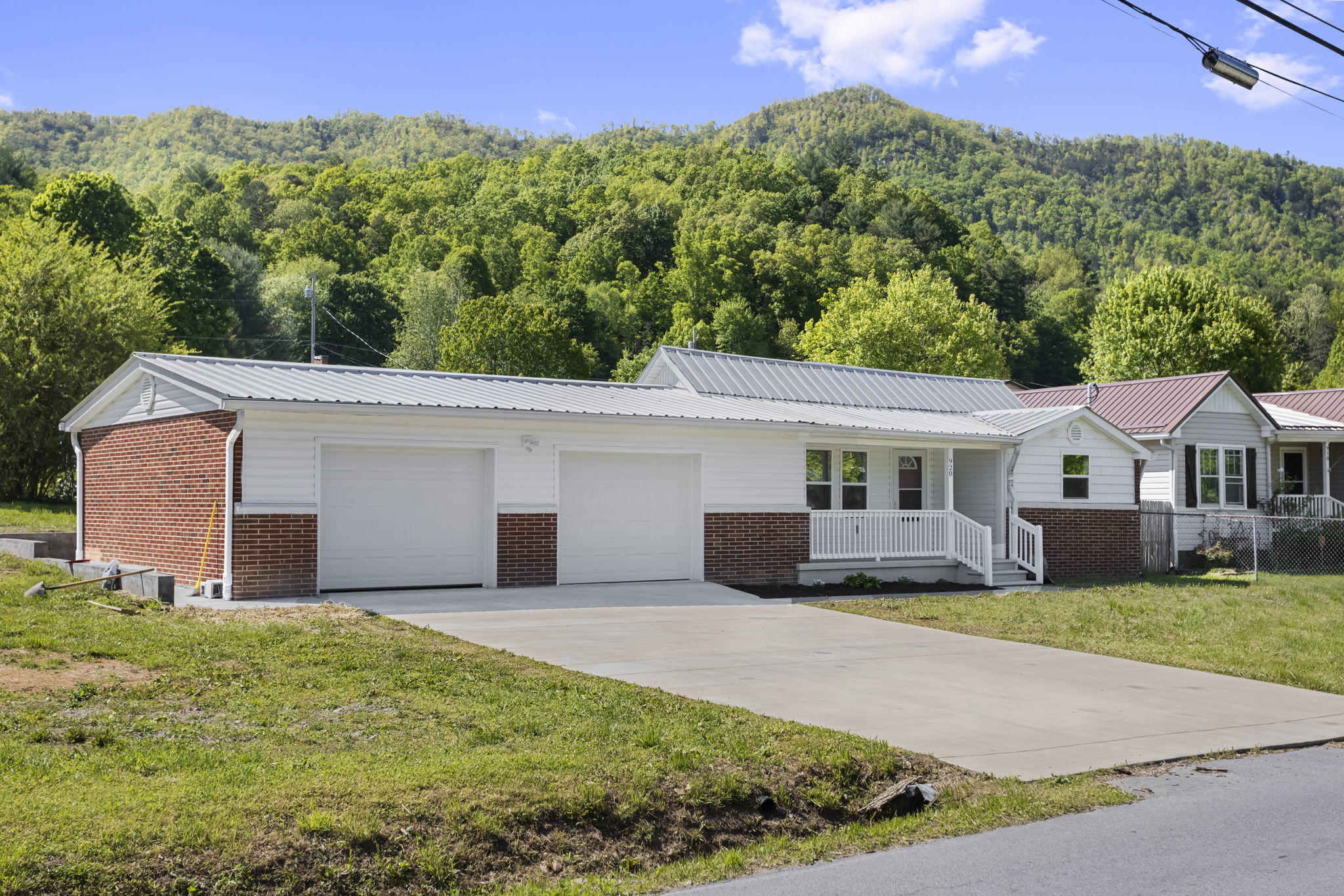 920 Rittertown Road Hampton, TN 37658 - Photo 3 of 17 1-web-or-mls-IMG_0066